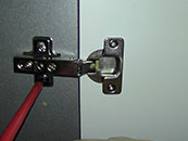 Adjusting the back plate